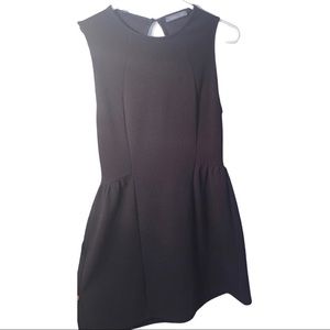 Black cocktail dress 🐈‍⬛